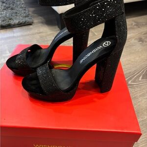 Wishbone Black Glitter Heels for Women